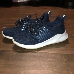 Mazy baby running shoes